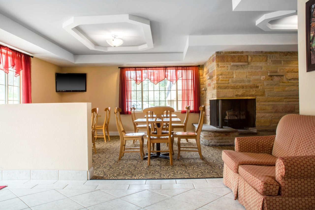 Econo Lodge Hotel Бредфорд Екстер'єр фото